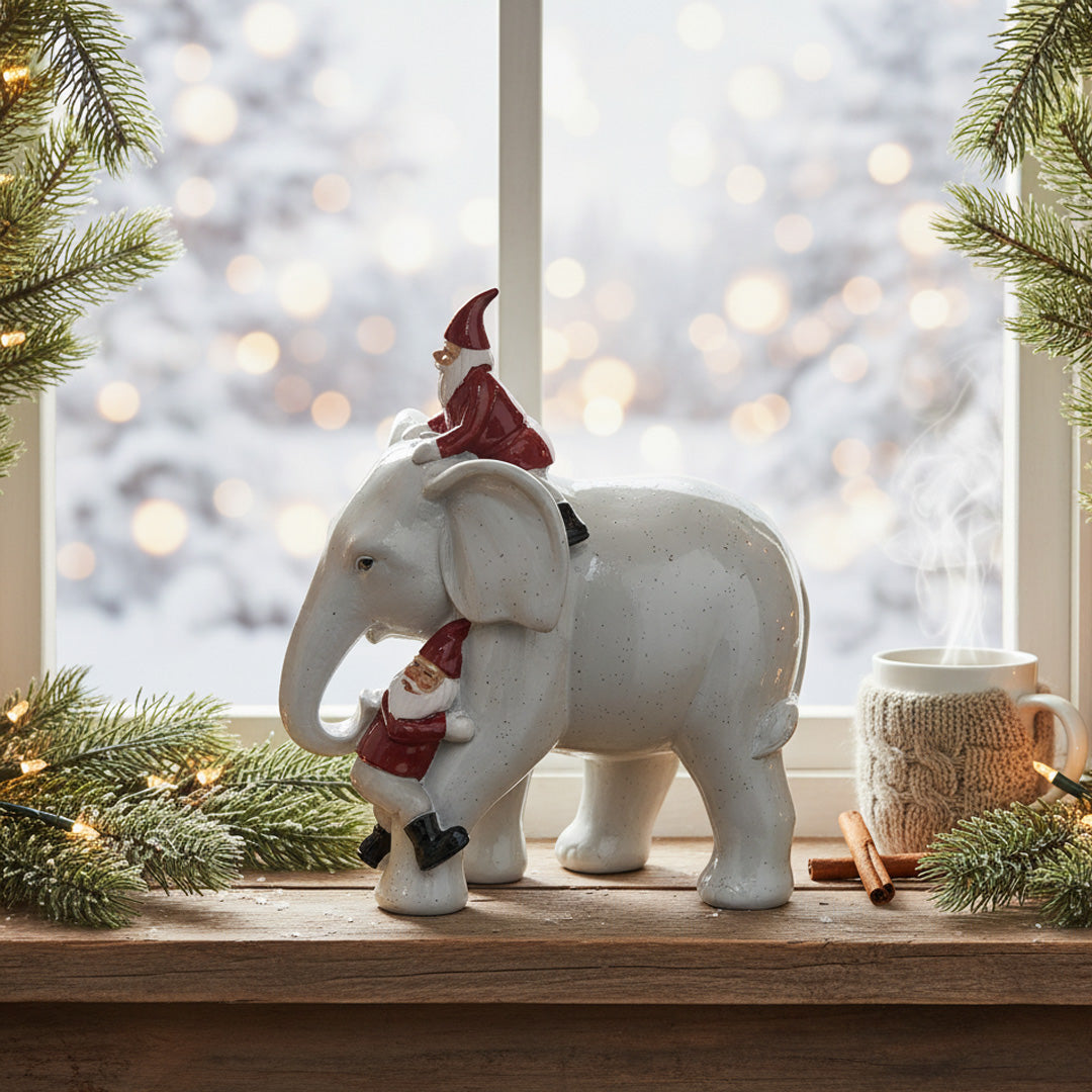 Harvesttime – 1300 - Munter Nissefigurer på Elefant - Unik Juledekoration
