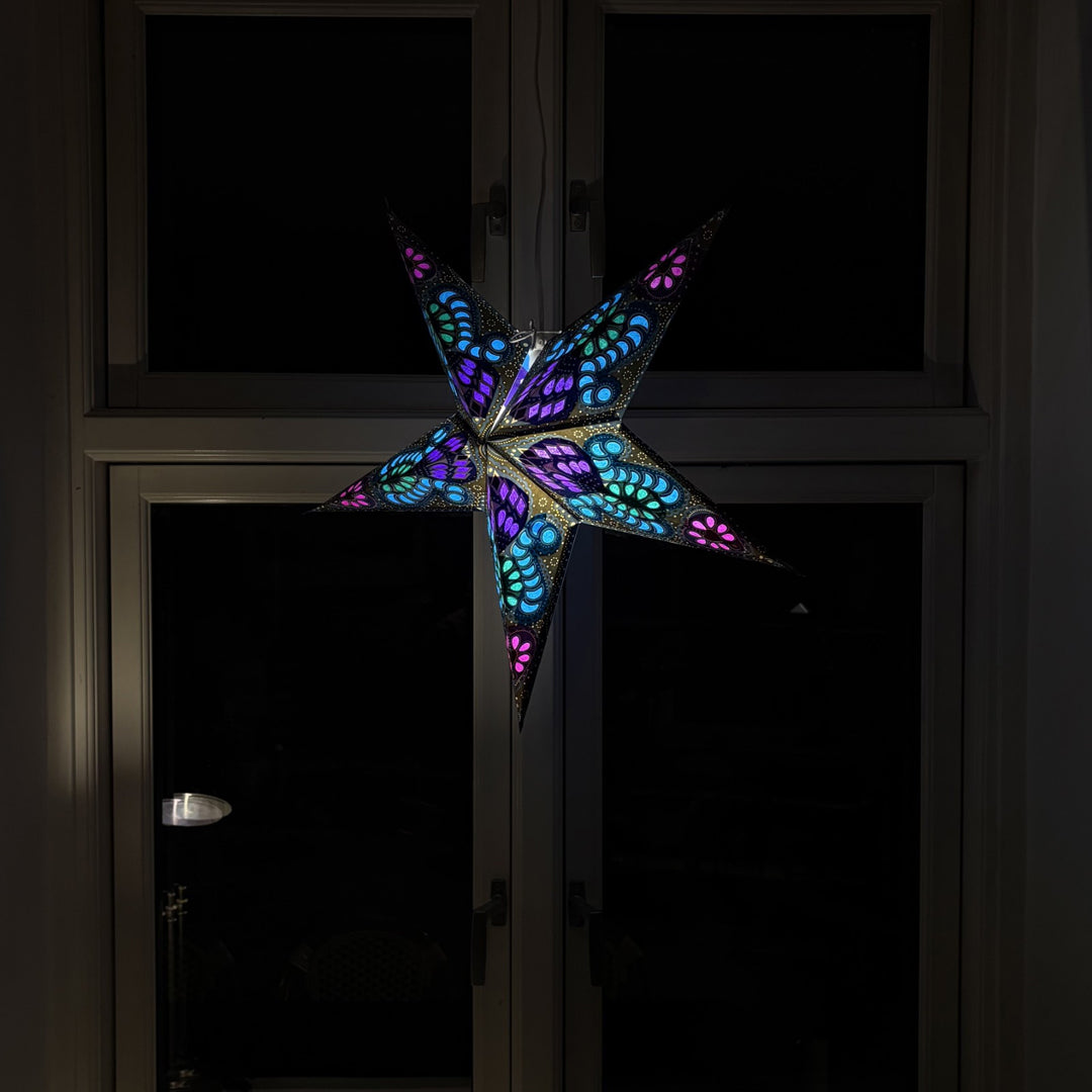 Moonmind – Tara Stjernelampe i Blå og Lilla - Ø60 cm