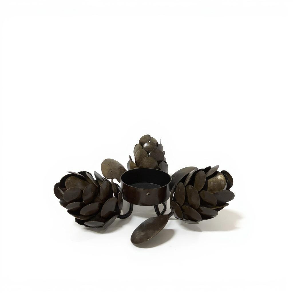 Moonmind – Skovformet Kogle Rund Lysestage - 12 × 12 × 6 cm